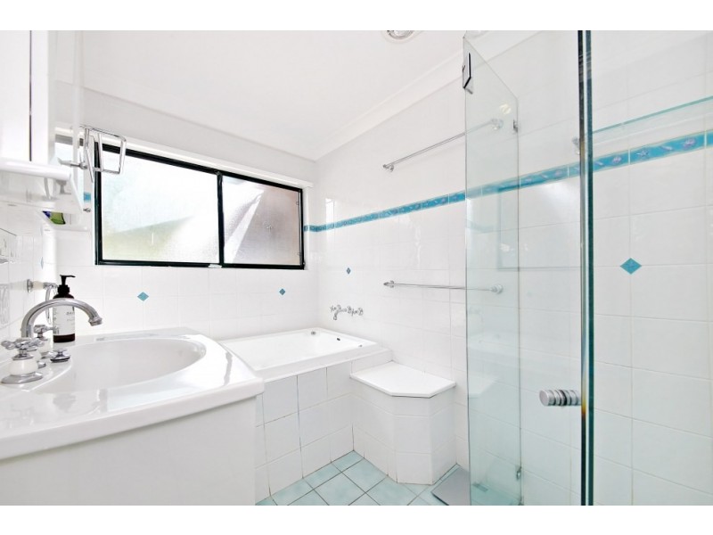 80 Burns Road, Picnic Point NSW 2213