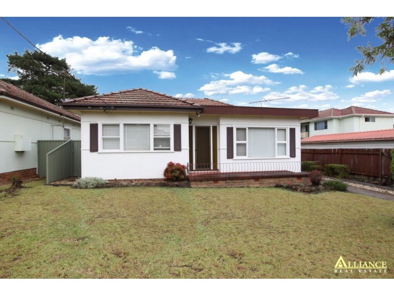 2 Kiora Street, Panania NSW 2213