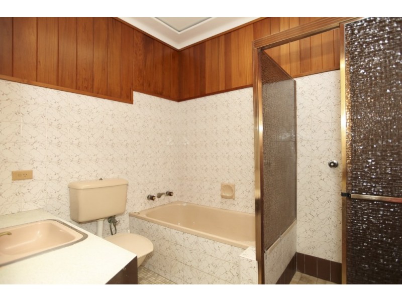 2 Kiora Street, Panania NSW 2213