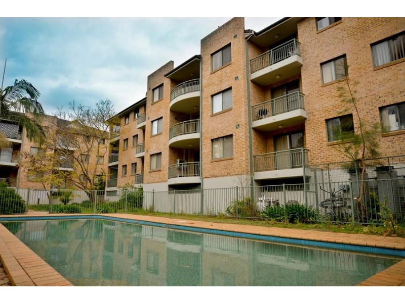 10/16 Frank Oliveri Drive, Chipping Norton NSW 2170