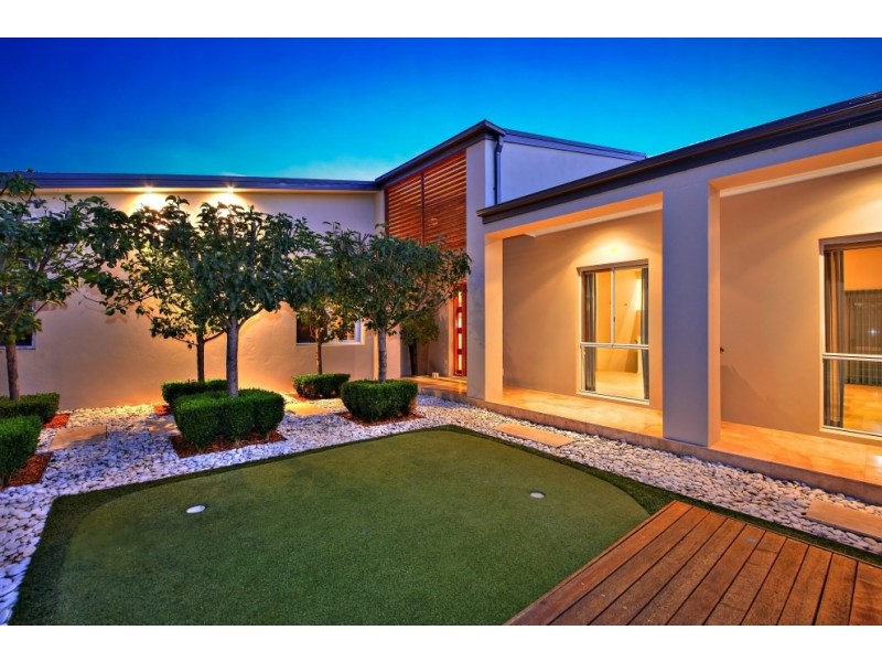 31 Burbank Avenue, East Hills NSW 2213