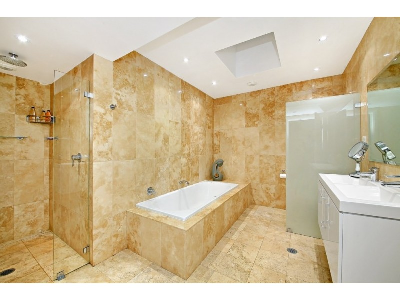 31 Burbank Avenue, East Hills NSW 2213