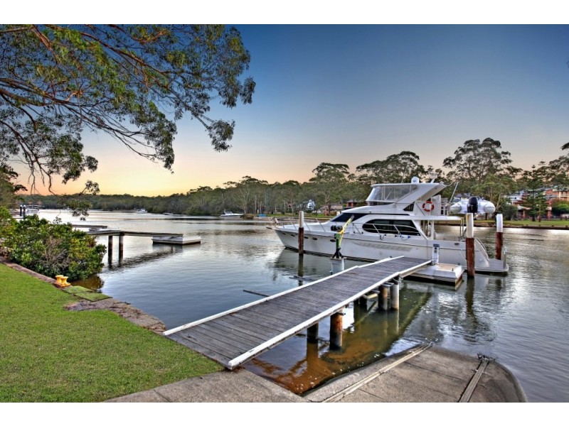 31 Burbank Avenue, East Hills NSW 2213