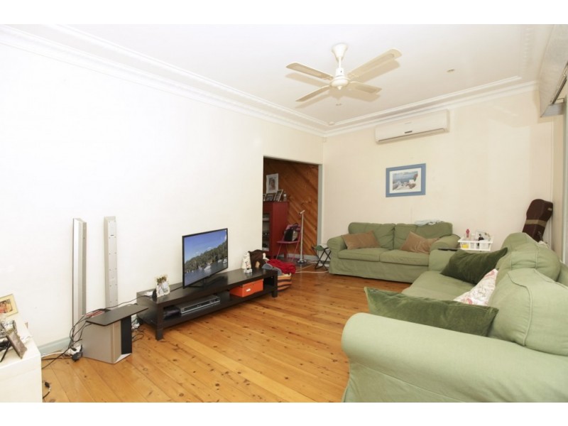 15 Sandakan Road, Revesby Heights NSW 2212