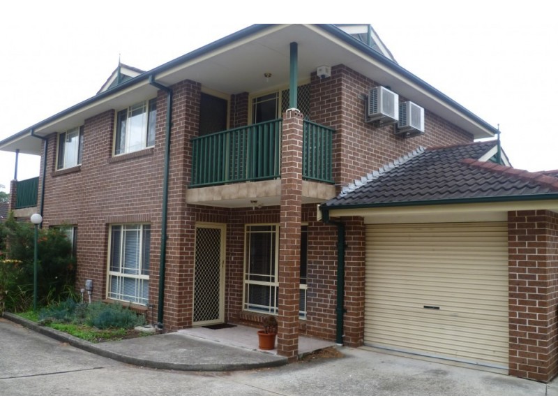 3/17 Third Avenue, Macquarie Fields NSW 2564