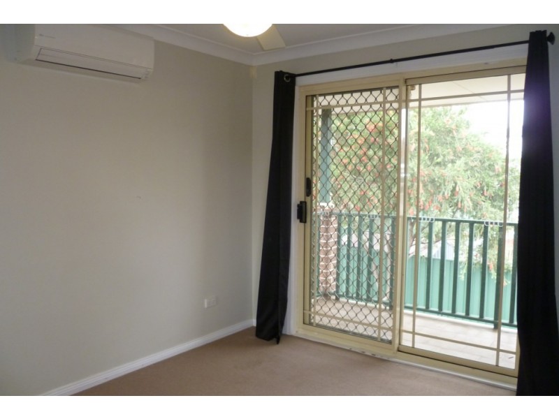 3/17 Third Avenue, Macquarie Fields NSW 2564