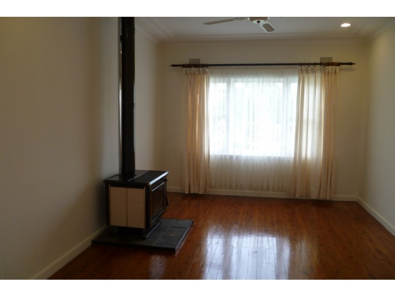 7 Delia Avenue, Revesby NSW 2212