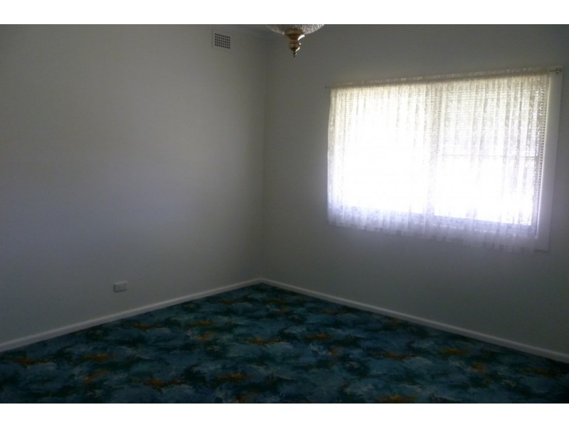 7 Dickenson Avenue, Panania NSW 2213