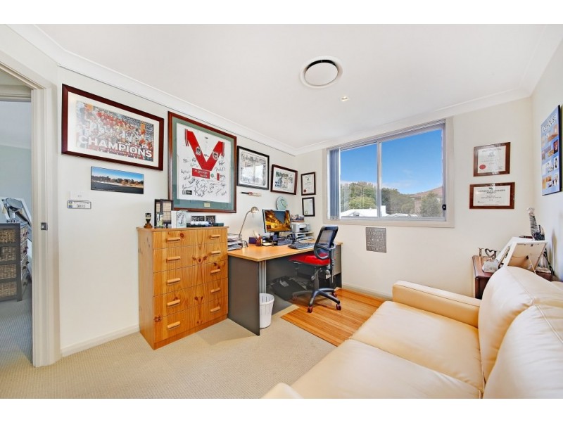 38 Thomas Street, Picnic Point NSW 2213