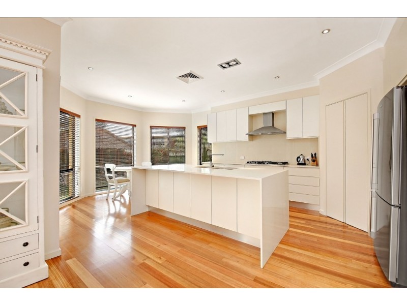 5 Stretham Avenue, Picnic Point NSW 2213