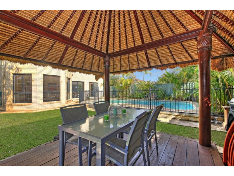 5 Stretham Avenue, Picnic Point NSW 2213