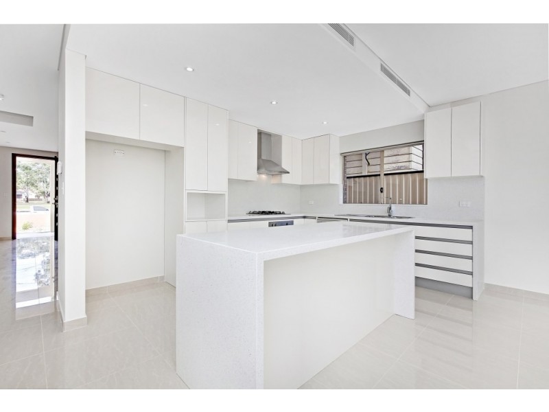 4 Fenton Street, Panania NSW 2213