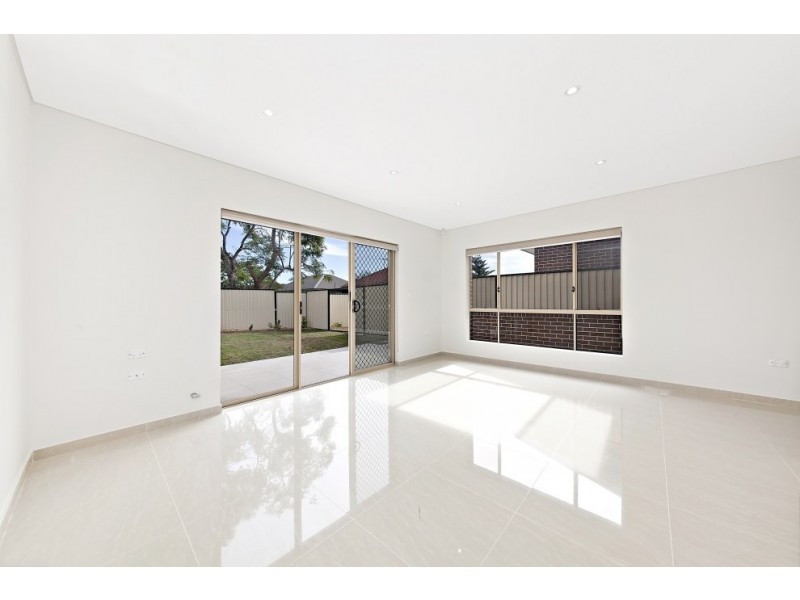 4 Fenton Street, Panania NSW 2213