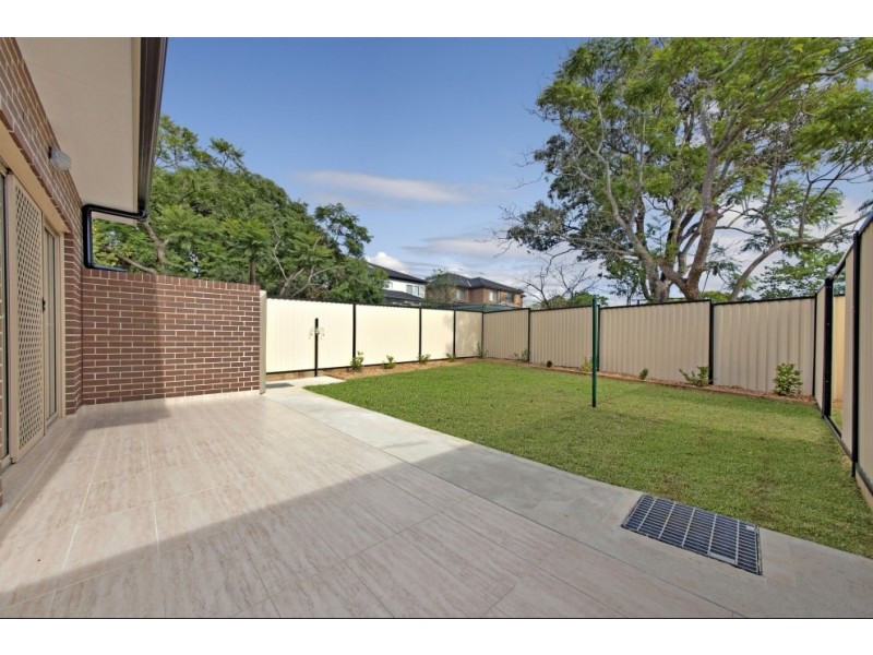 4 Fenton Street, Panania NSW 2213