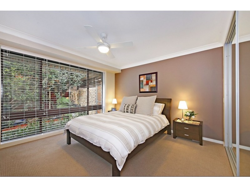 24 Drysdale Avenue, Picnic Point NSW 2213