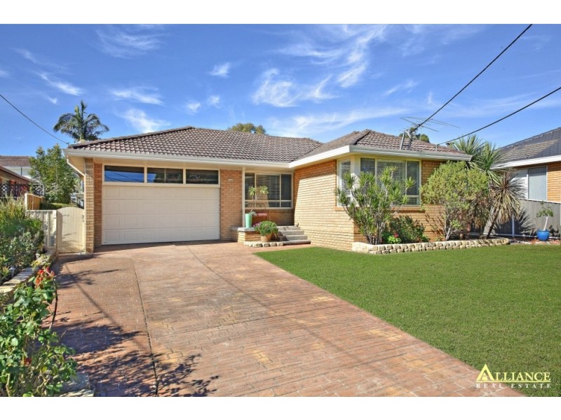 39 Craig Avenue, Moorebank NSW 2170