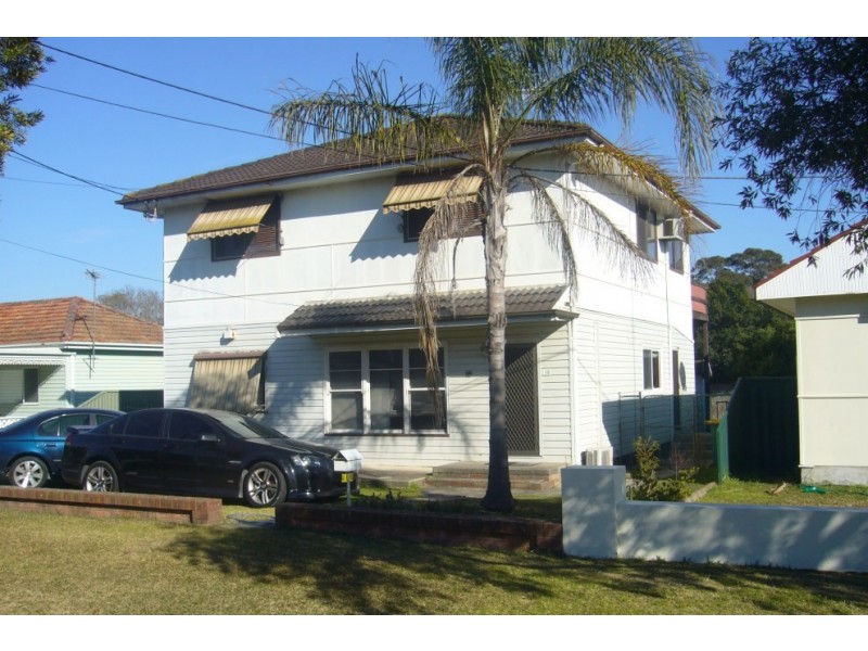 18 Lindsay Street, Panania NSW 2213