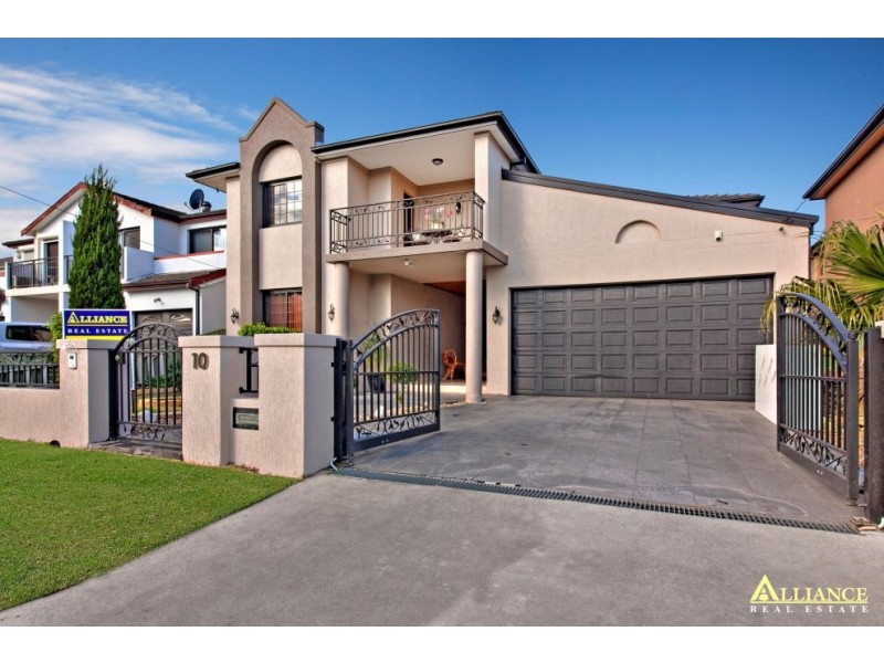 10 Dowding Street, Panania NSW 2213