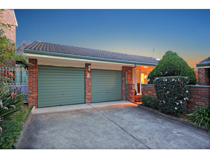 8/54 Lang Street, Padstow NSW 2211