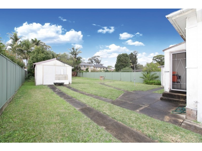1 Homelea Avenue, Panania NSW 2213