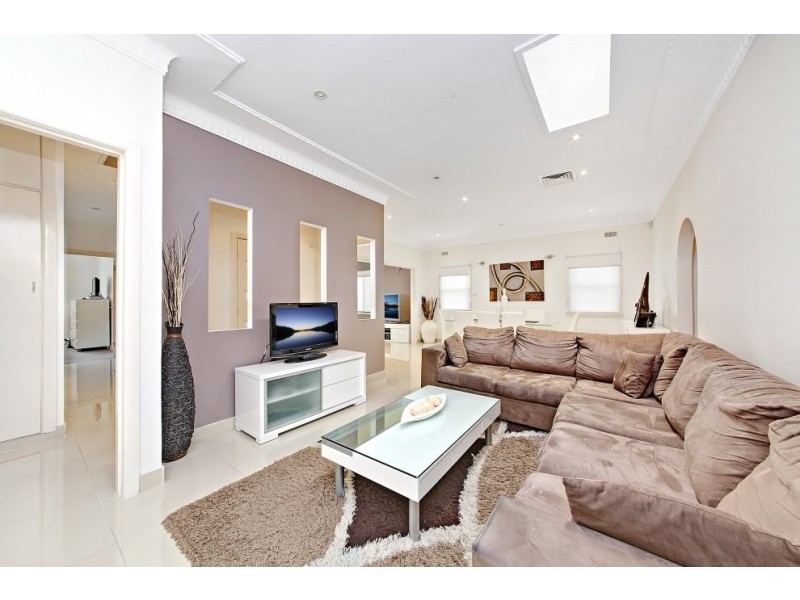 9 Hendy Avenue, Panania NSW 2213