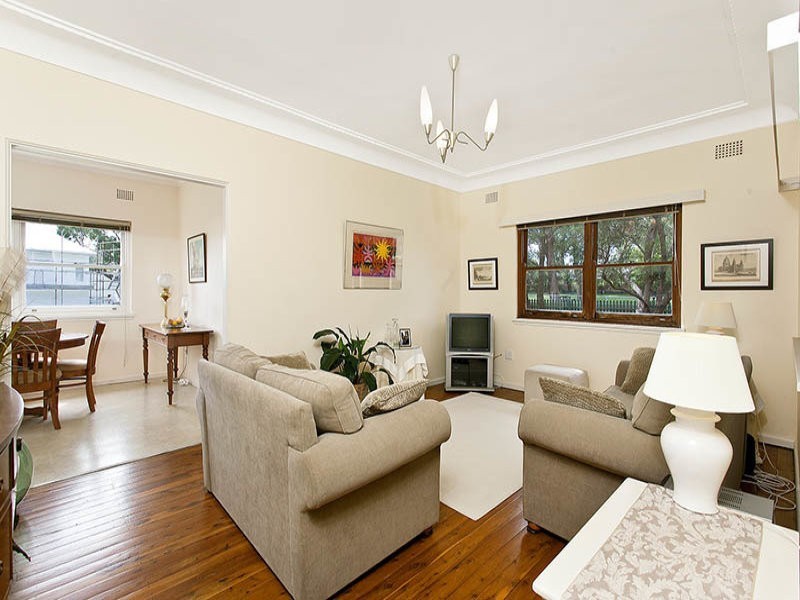 17 Endeavour Street, Sans Souci NSW 2219