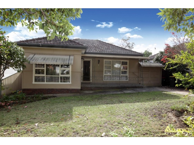 6 Woodburn Avenue, Panania NSW 2213