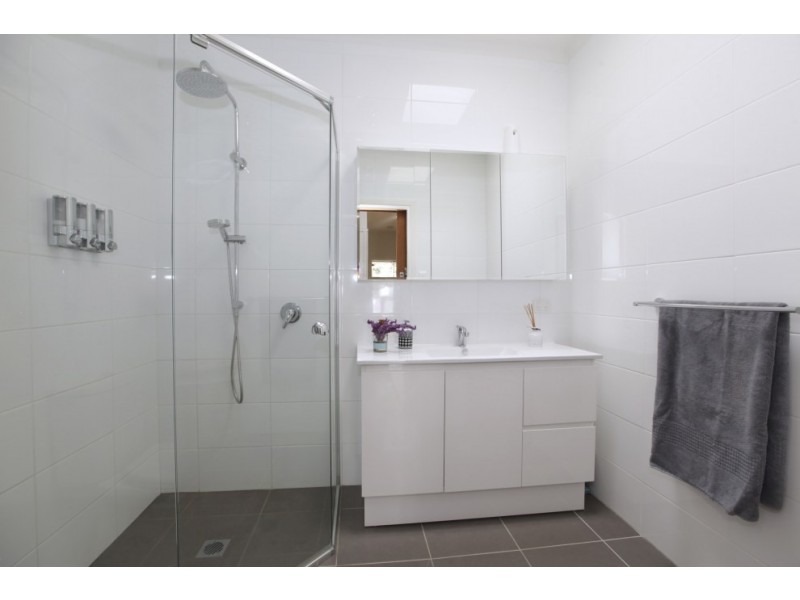 6 Woodburn Avenue, Panania NSW 2213