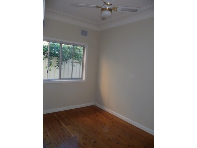 17 Sandra Avenue, Panania NSW 2213