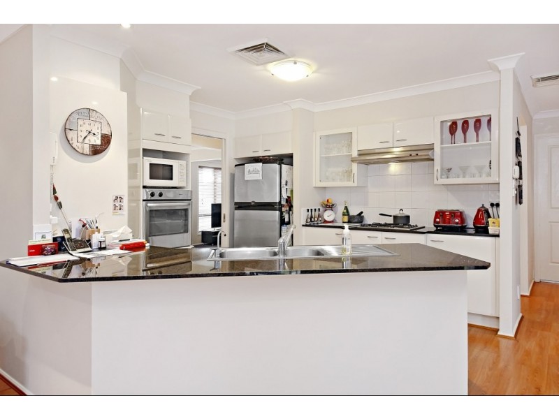 22 Hovea Court, Voyager Point NSW 2172