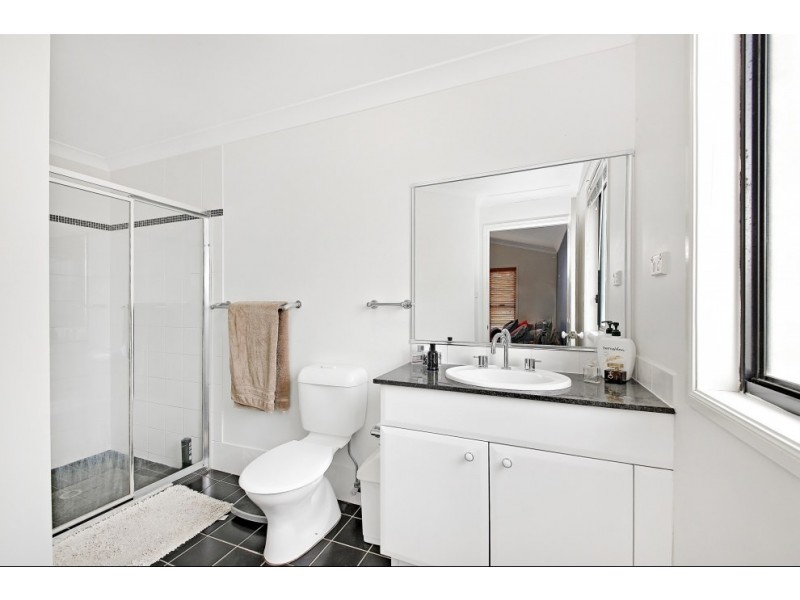 22 Hovea Court, Voyager Point NSW 2172