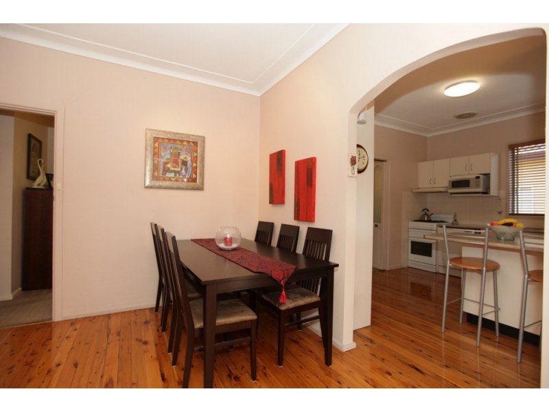 33 Alliance Avenue, Revesby NSW 2212