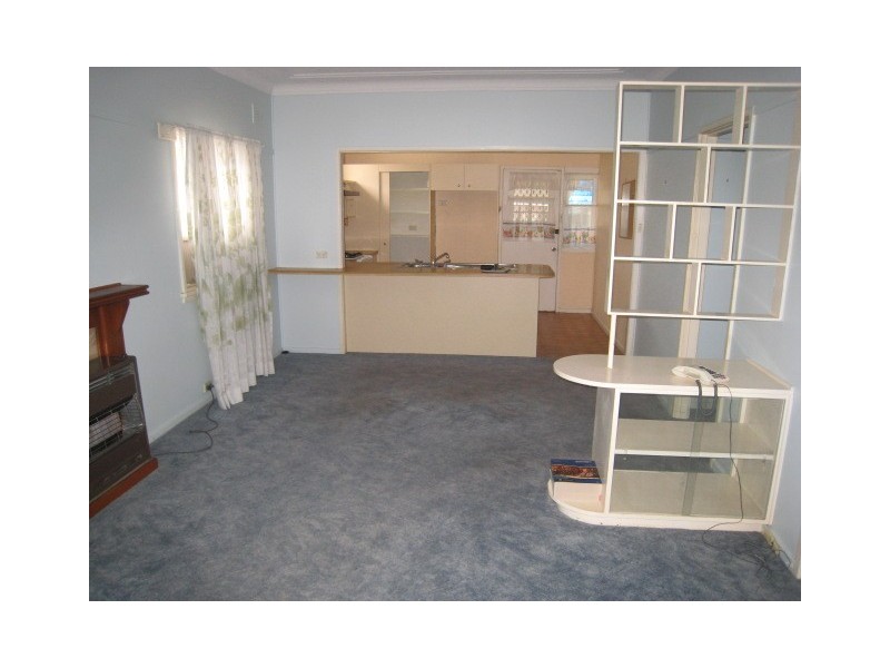 10 Hazelglen Avenue, Panania NSW 2213