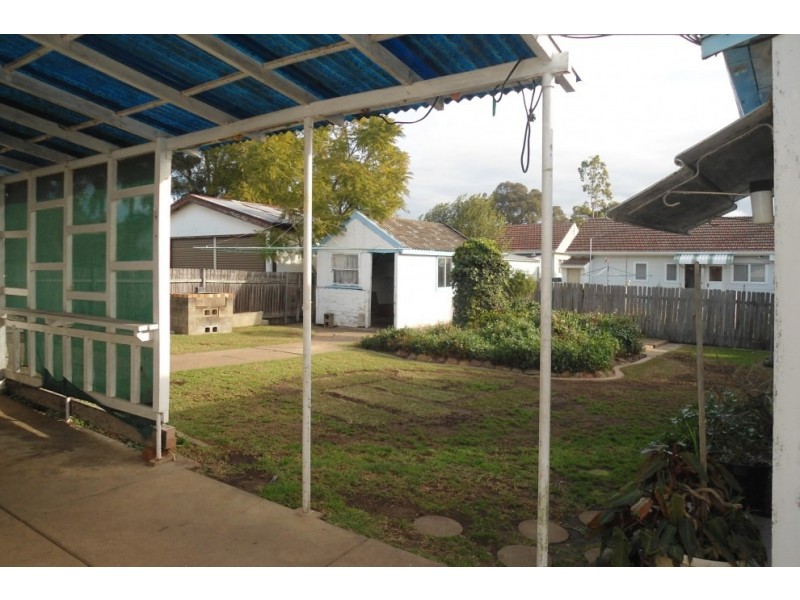 10 Hazelglen Avenue, Panania NSW 2213