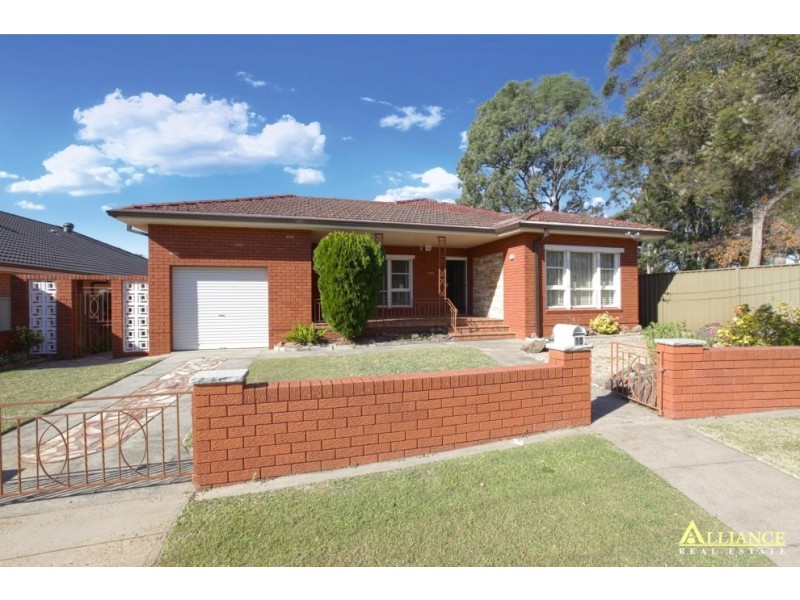 10 Kenneth Avenue, Panania NSW 2213
