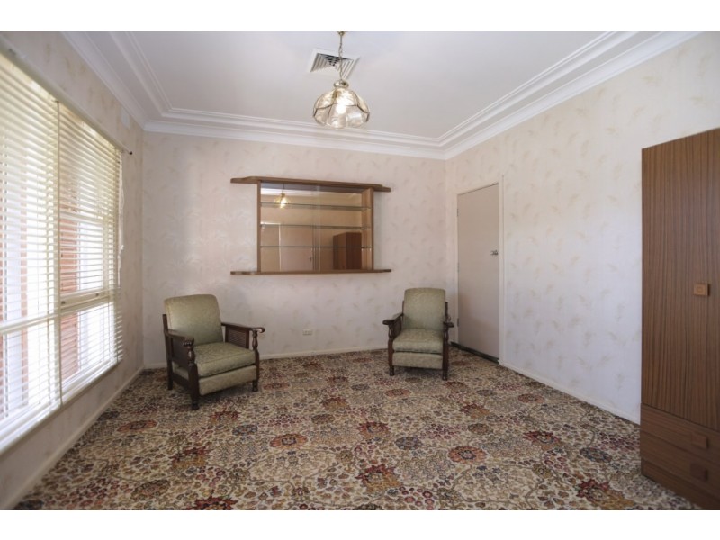 10 Kenneth Avenue, Panania NSW 2213
