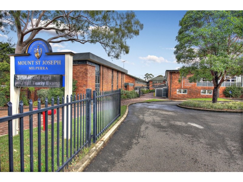 23 Fromelles Avenue, Milperra NSW 2214