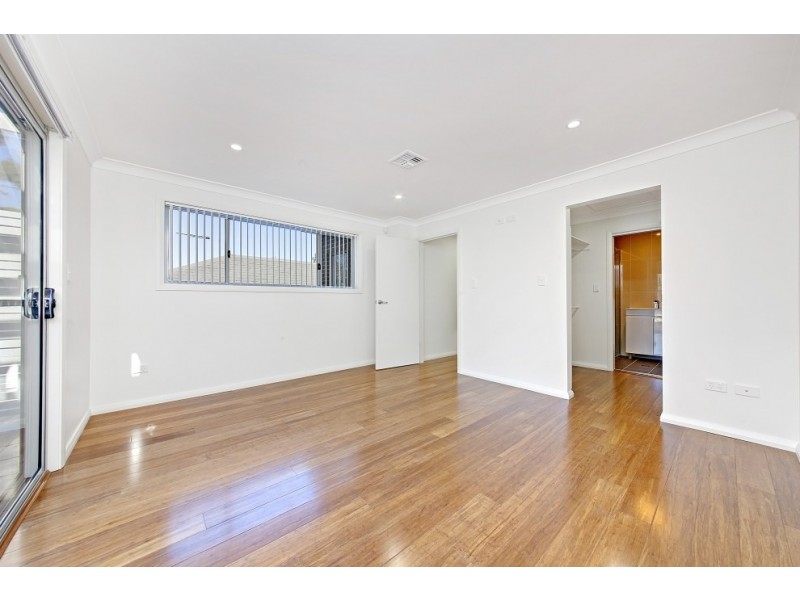 9a Cheatle Street, East Hills NSW 2213