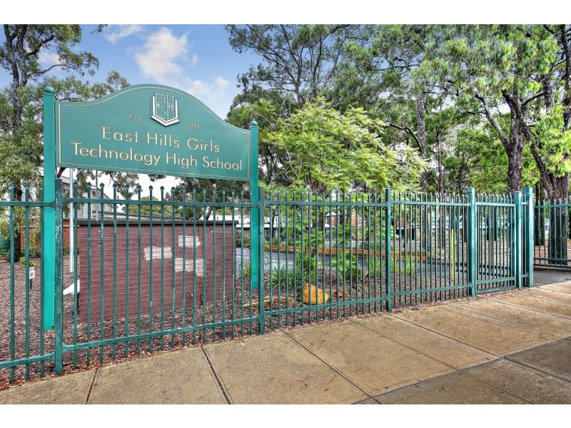 9a Cheatle Street, East Hills NSW 2213