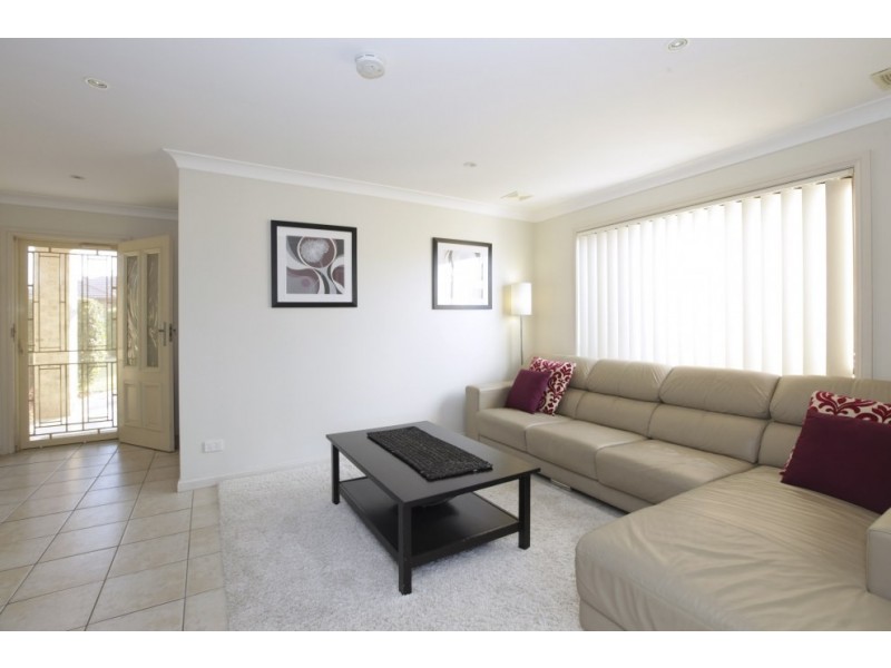 23 Eileen Street, Picnic Point NSW 2213