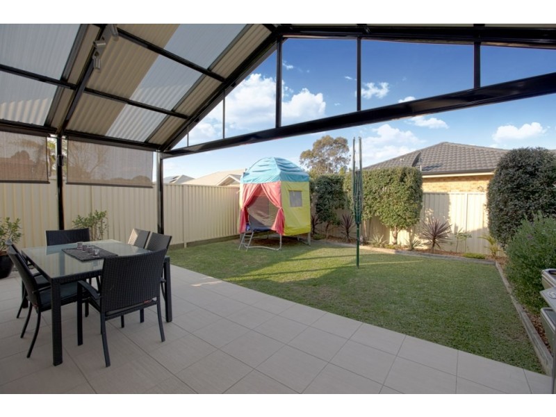 23 Eileen Street, Picnic Point NSW 2213