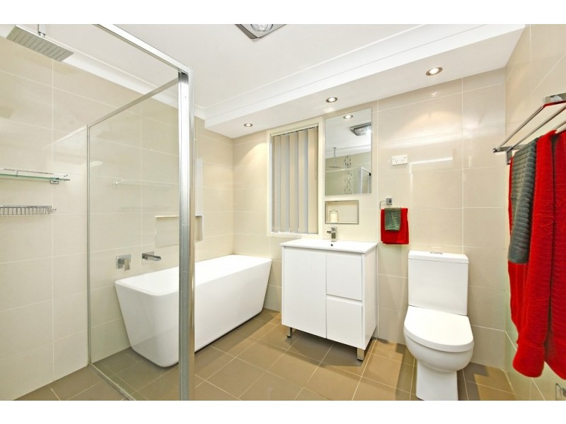 26 Lucas Road, East Hills NSW 2213
