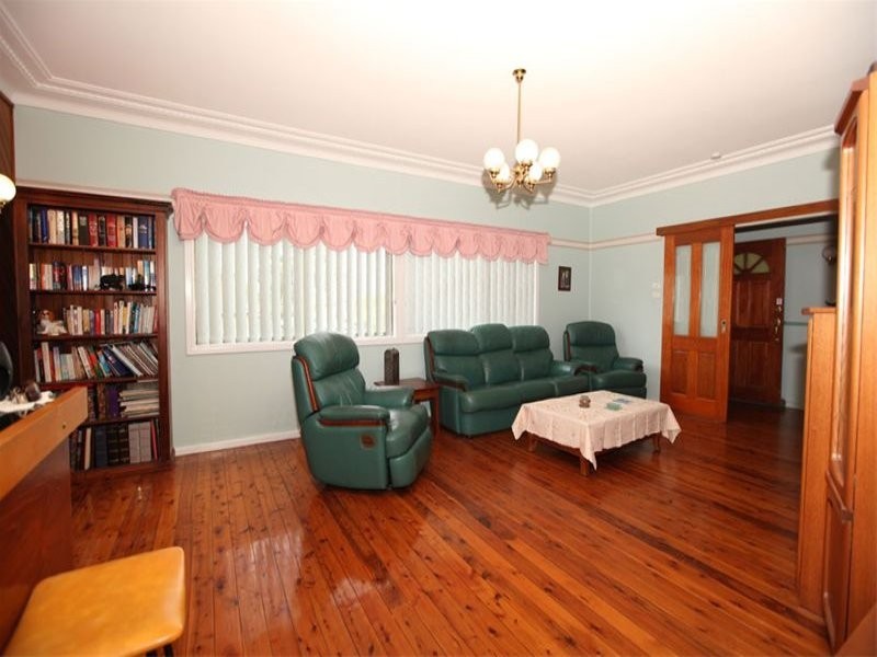 37 Ellesmere Street, Panania NSW 2213