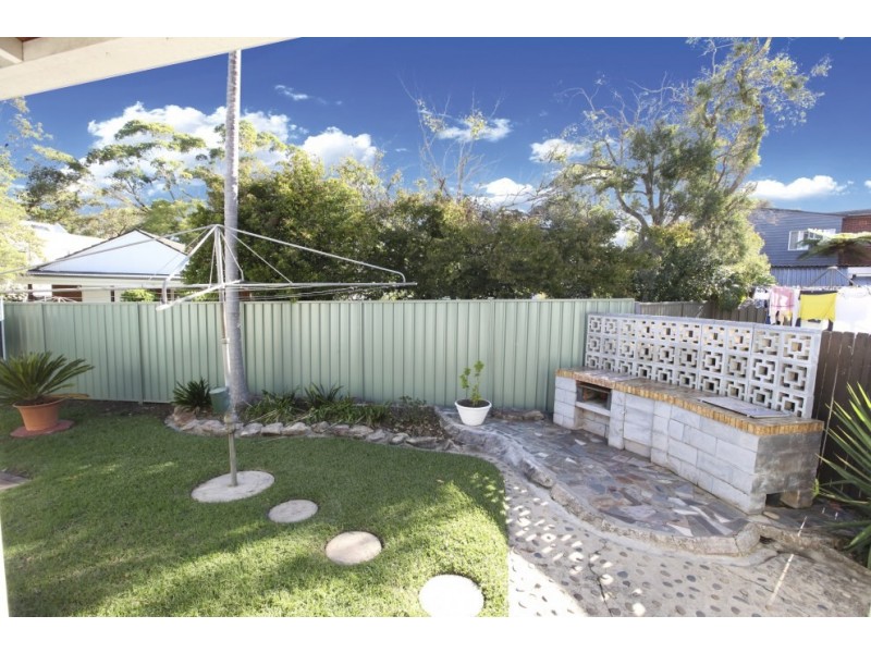 206 Lambeth Street, Picnic Point NSW 2213