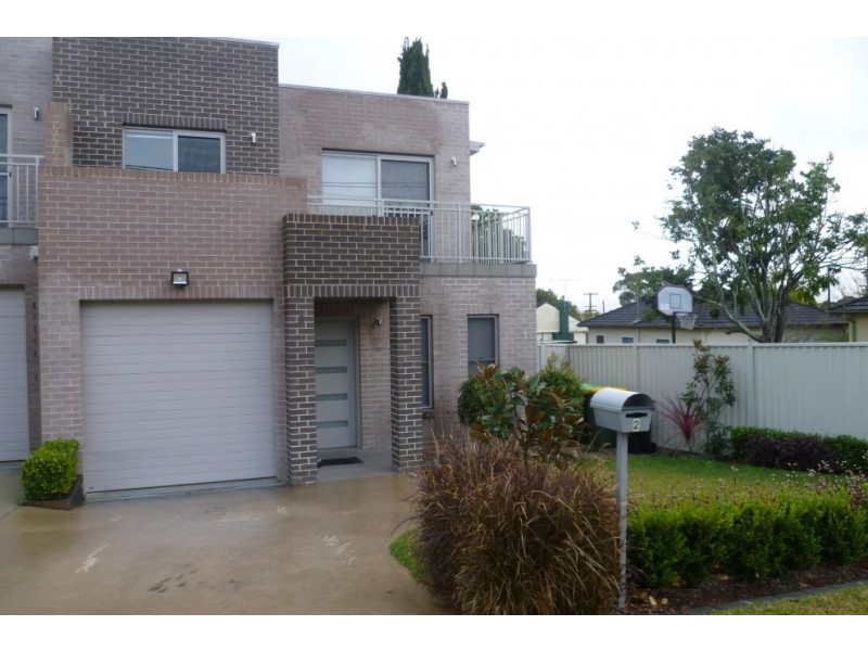 2 Wyatt Avenue, Padstow NSW 2211