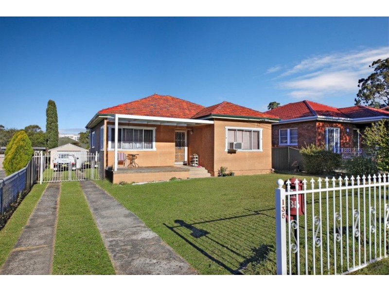 135 Arab Road, Padstow NSW 2211