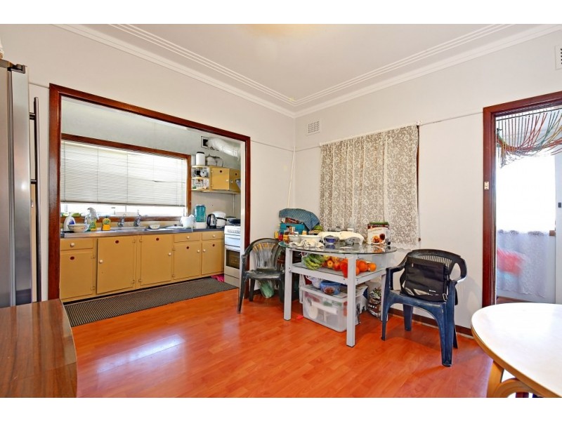 135 Arab Road, Padstow NSW 2211