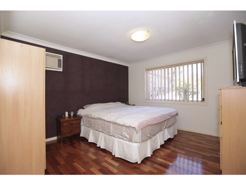 2/18A Abbott Avenue, Sefton NSW 2162