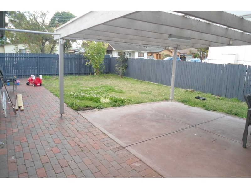 54 Endeavour Road, Georges Hall NSW 2198