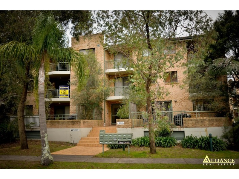 10/16 Frank Oliveri Drive, Chipping Norton NSW 2170